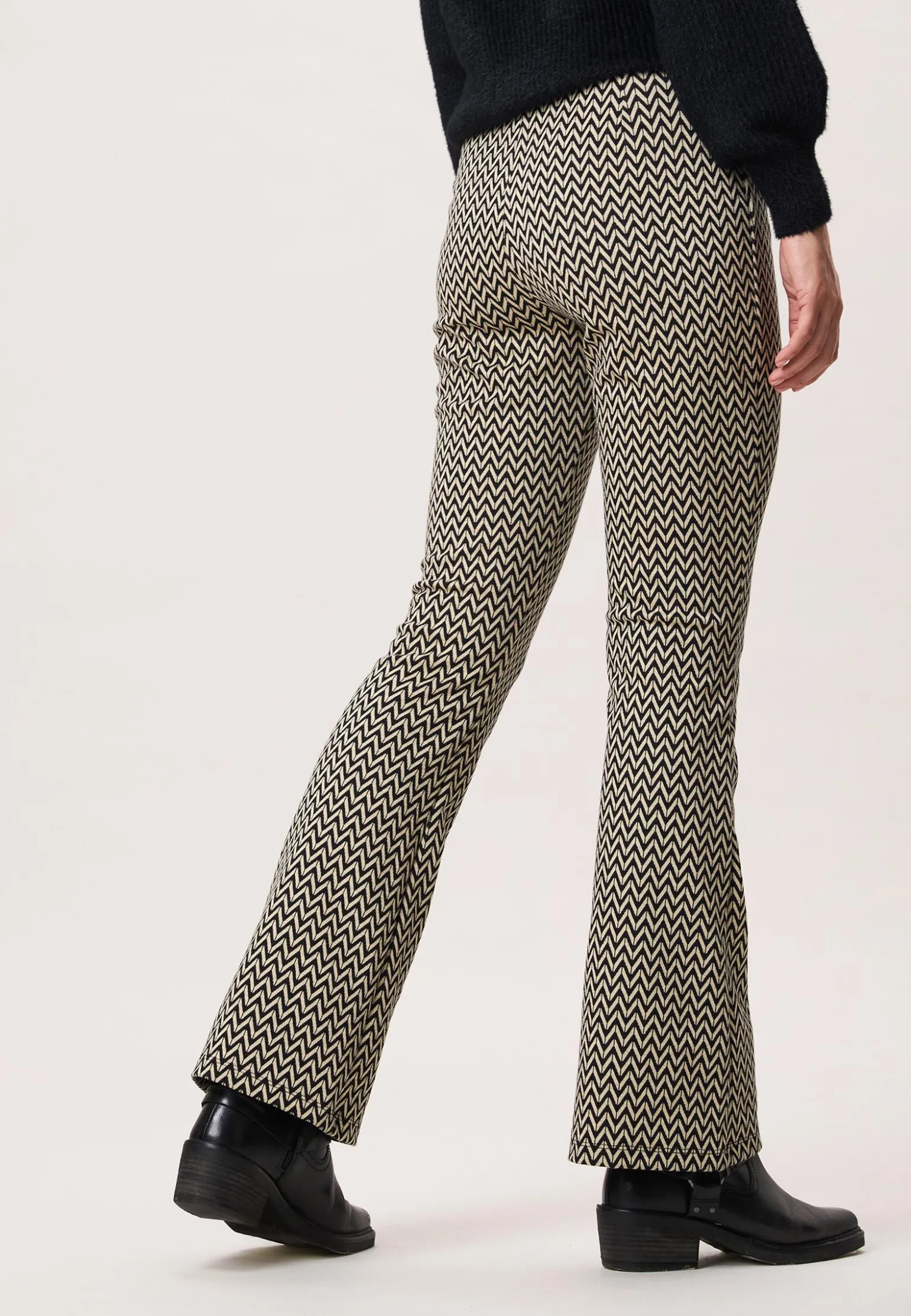 Best Miss Etam Broek flared print zwart beige Multi zwart