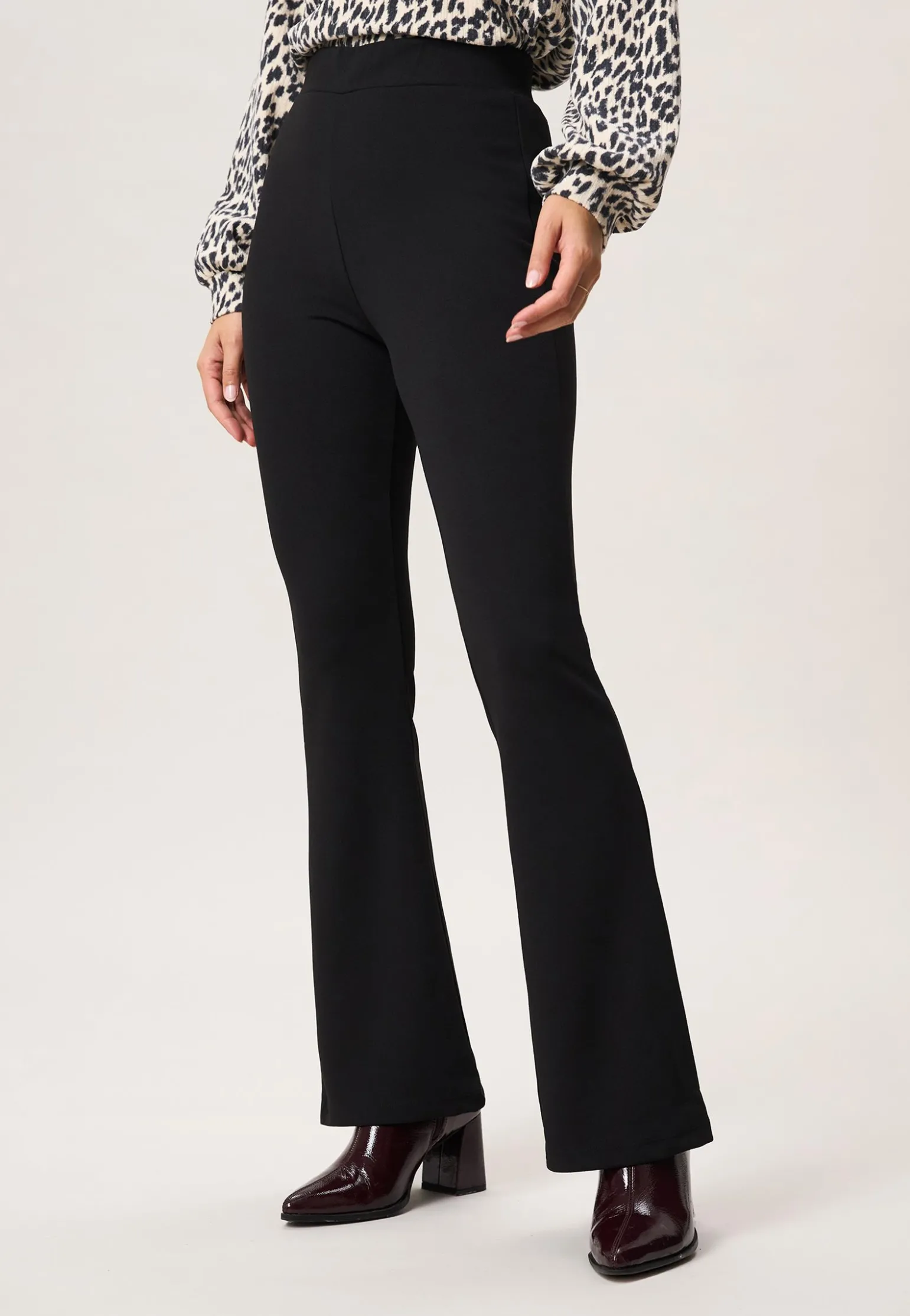 Outlet Miss Etam Broek flared 32'' Zwart