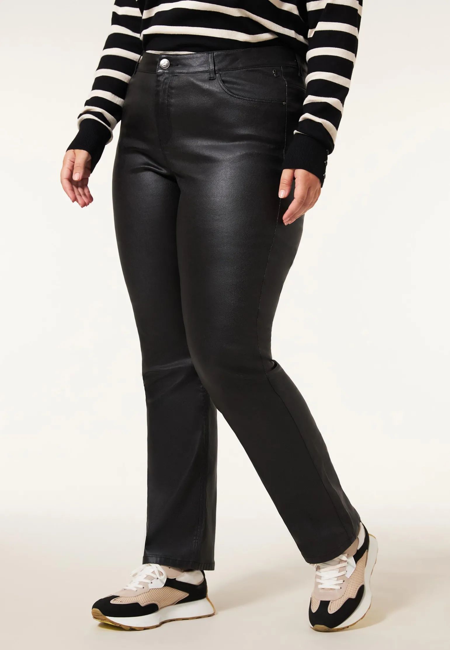 New Miss Etam Broek straight fit coated 32" Zwart