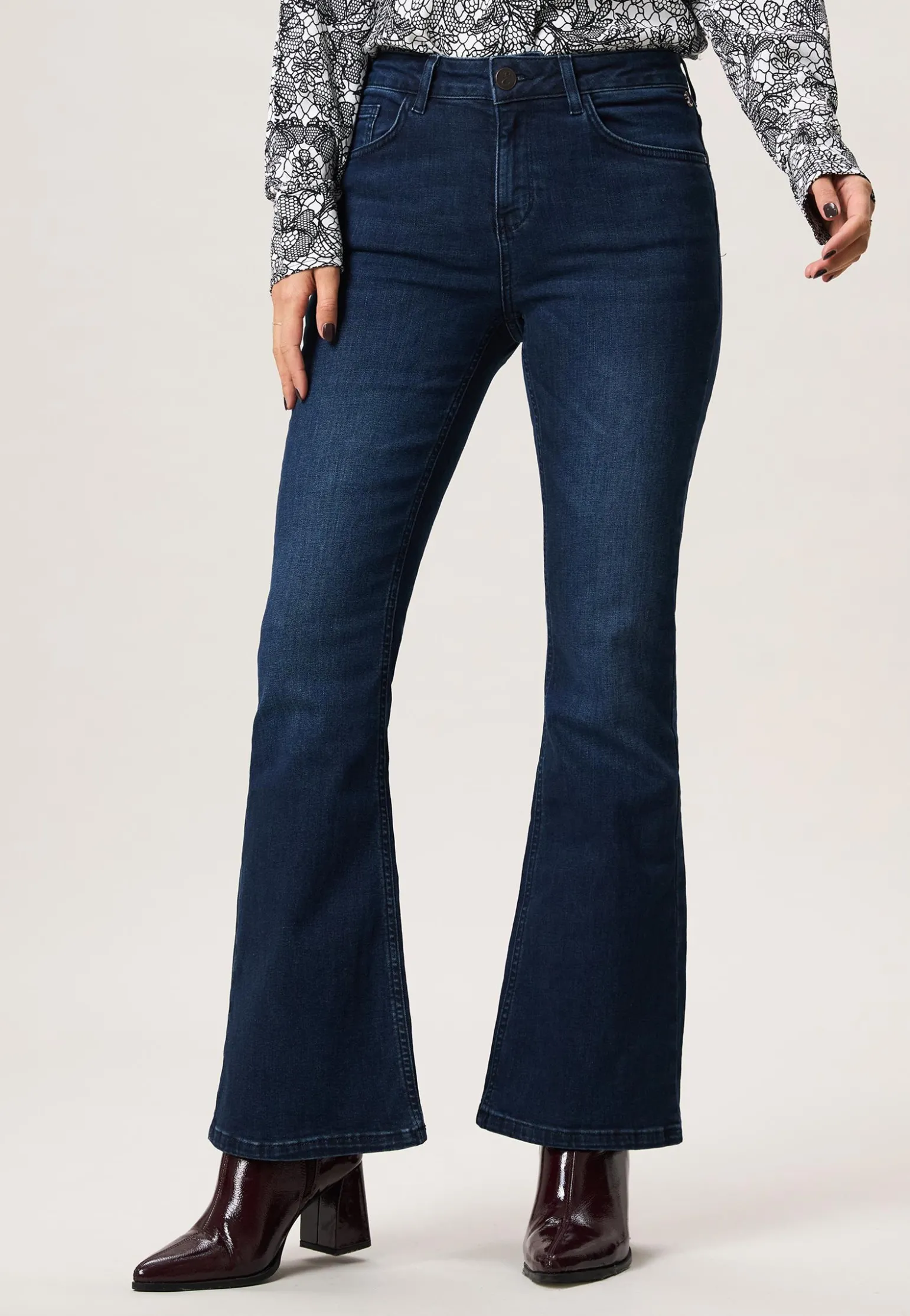 Outlet Miss Etam Jeans flared leg blauw Dark denim
