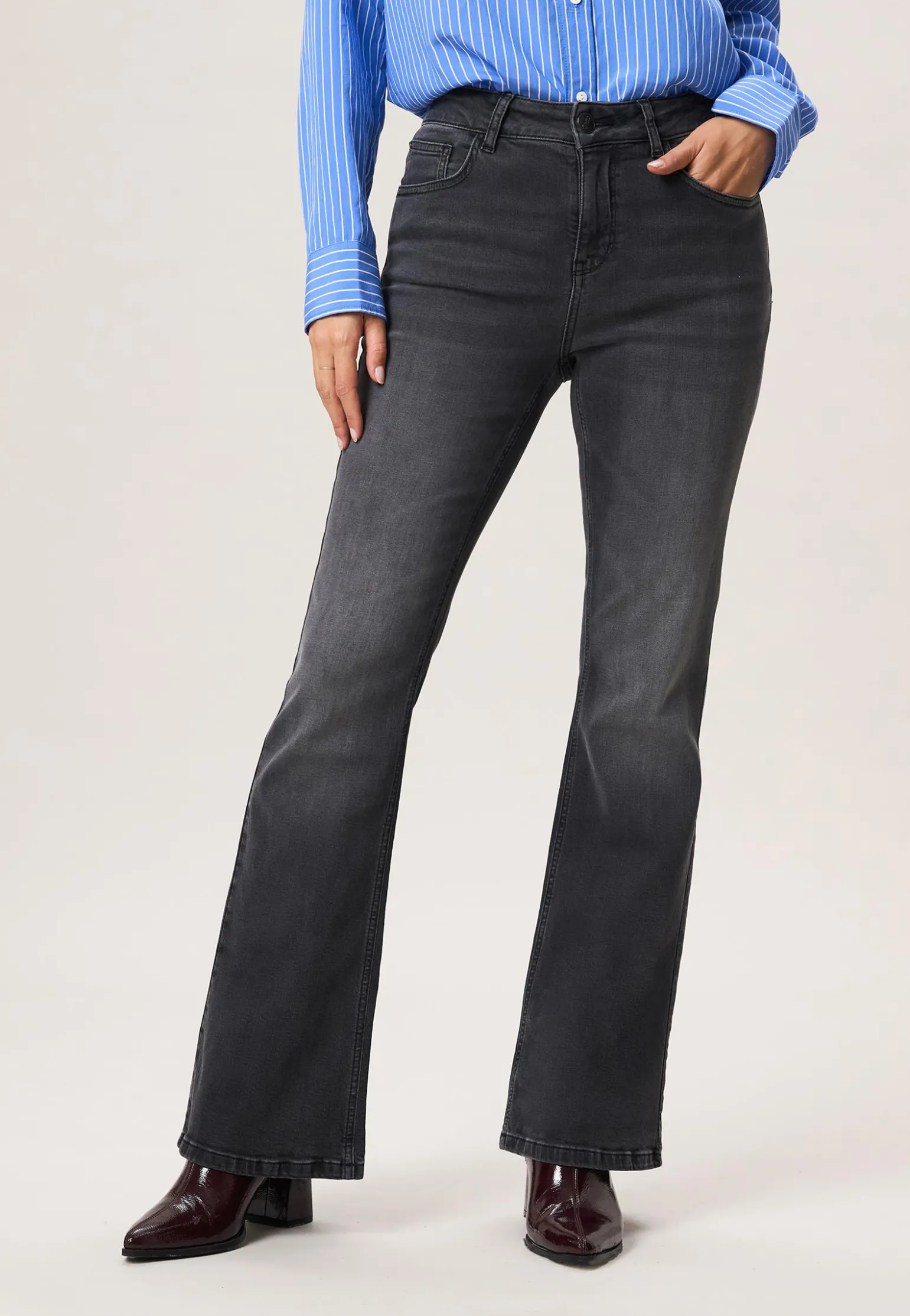 New Miss Etam Jeans flared leg grijs Mid grey denim
