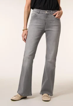 Miss Etam Jeans flared leg 32