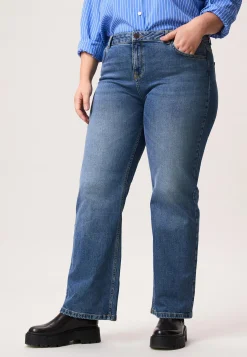 Clearance Miss Etam Jeans relaxed straight fit blauw 32" Medium denim