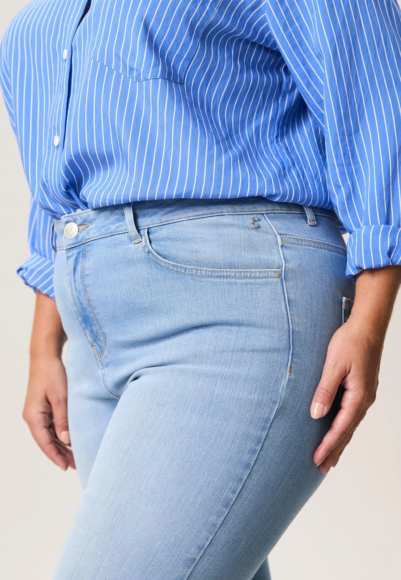 Online Miss Etam Jeans straight fit blauw Bleached
