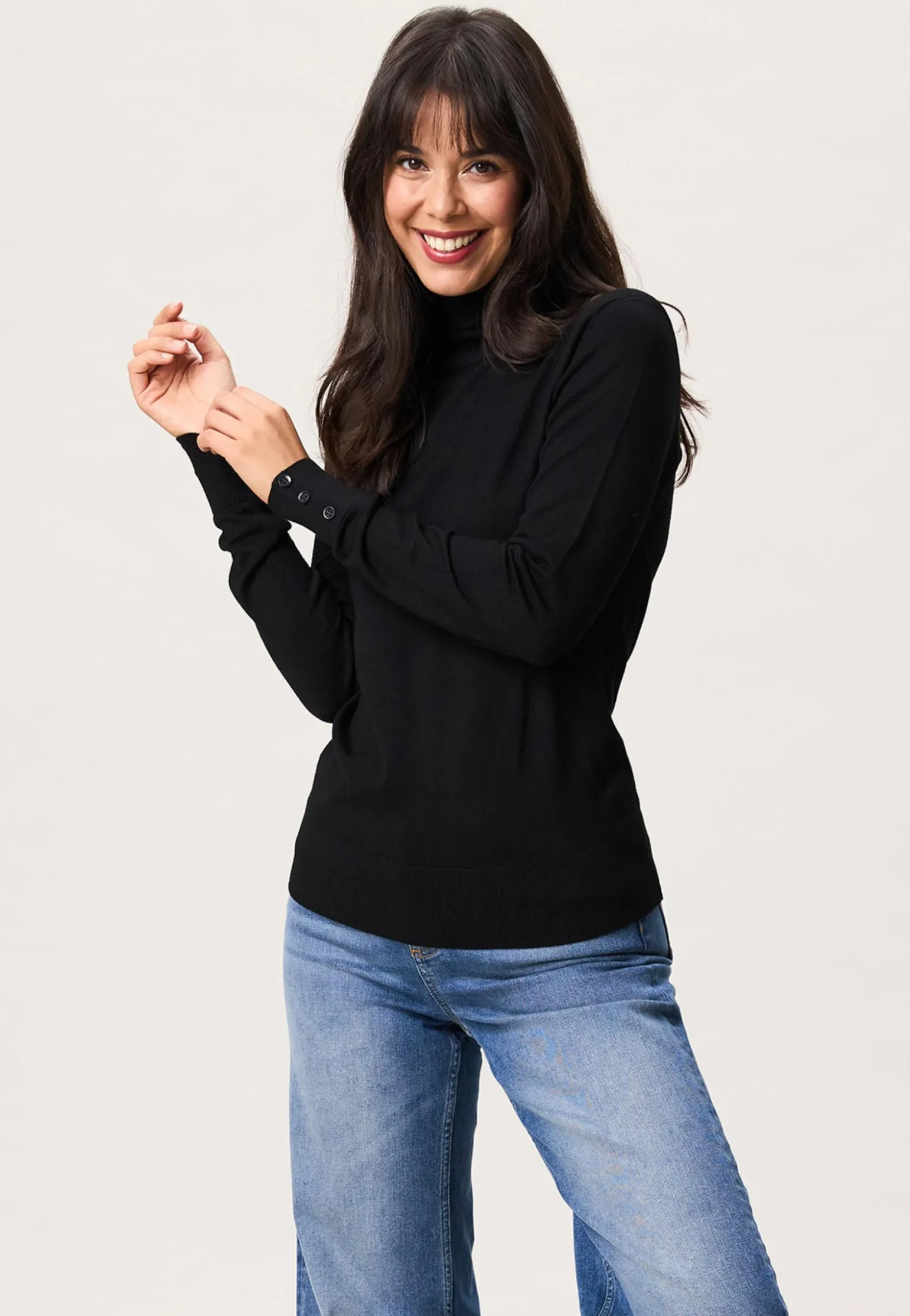 Best Miss Etam Trui 'Isa' Zwart
