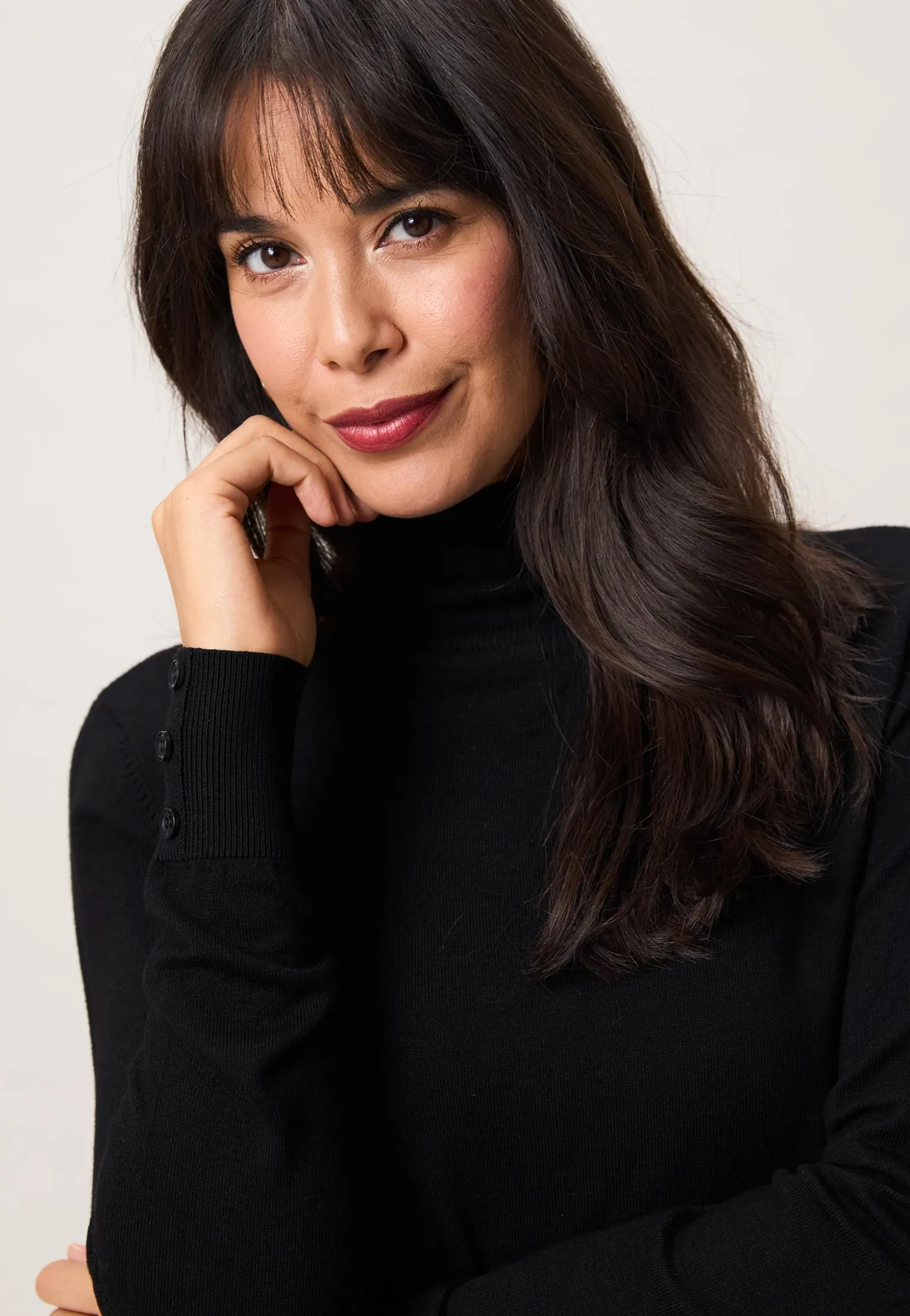 Best Miss Etam Trui 'Isa' Zwart
